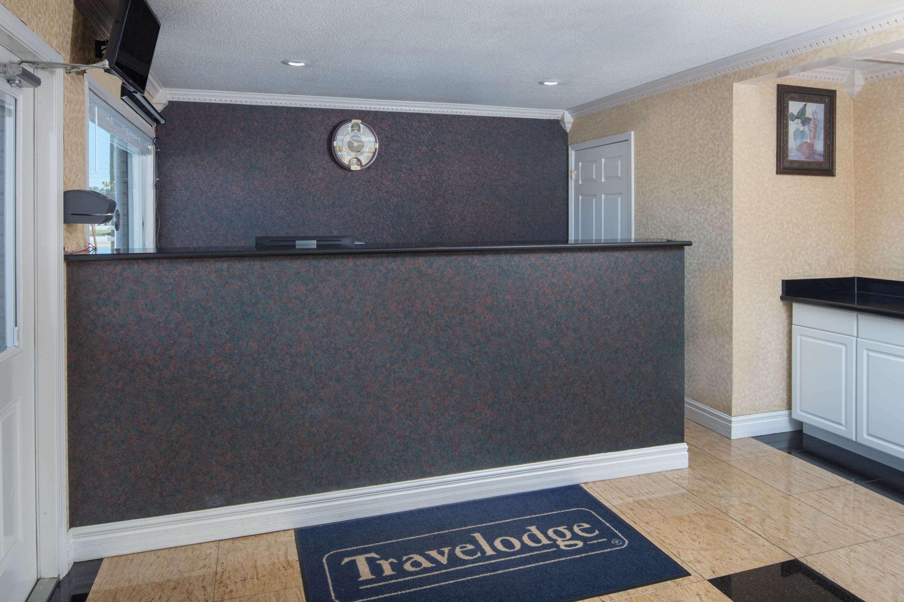 Travelodge By Wyndham Orangeburg Buitenkant foto